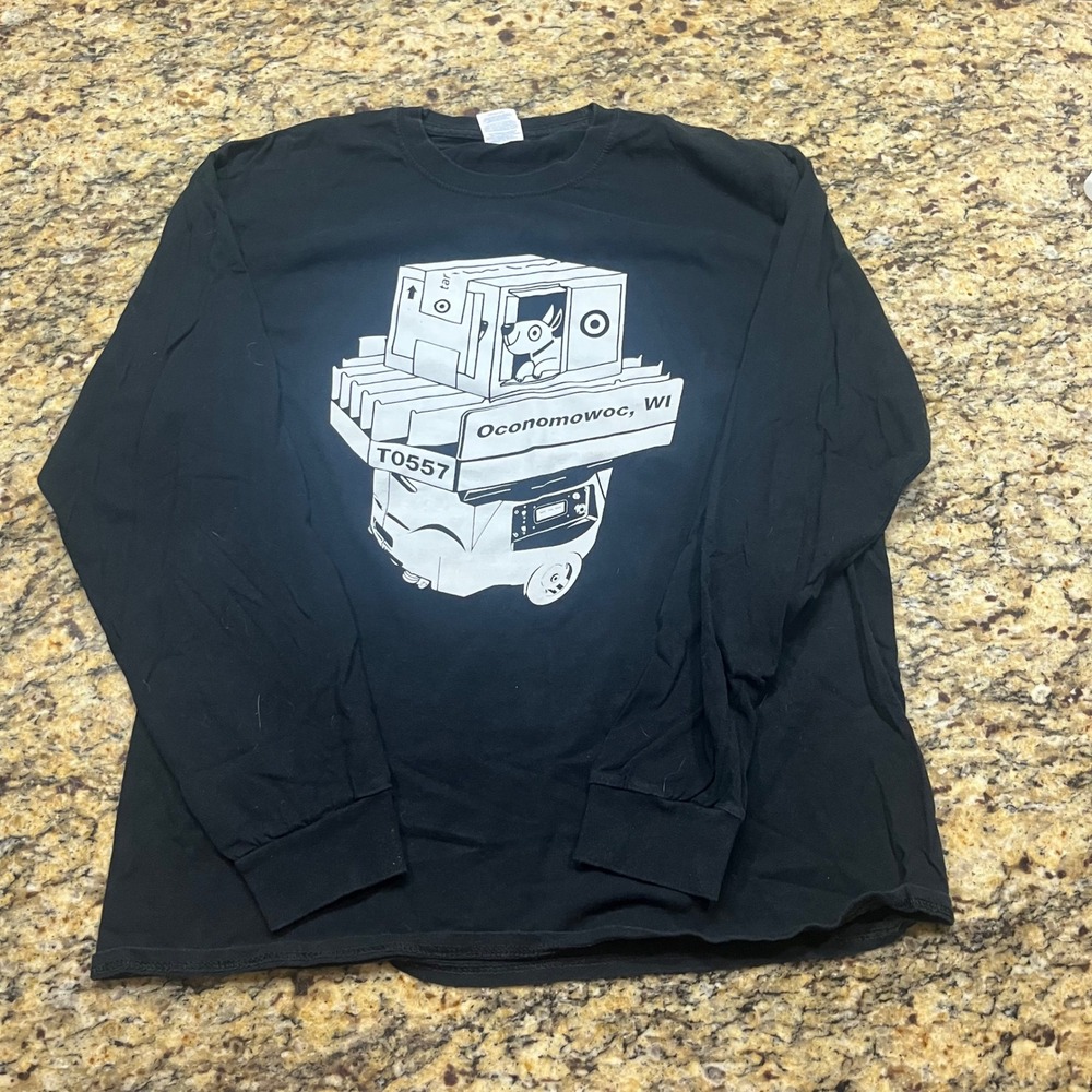 Target Employee Oconomowoc WI Distribution Center Long Sleeve Shirt Mens L